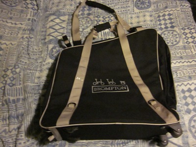 The empty bag looks like this: The empty bag looks like this: