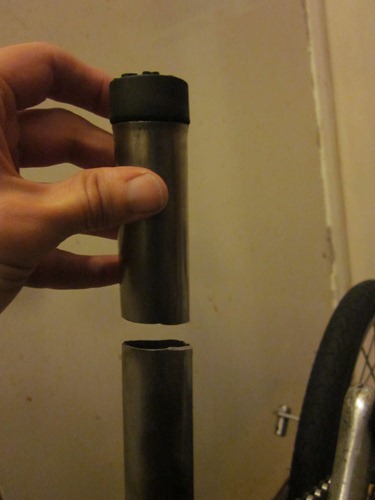 Accident grave à cause de la rupture de la tige de selle en titane de Brompton Seatpost3