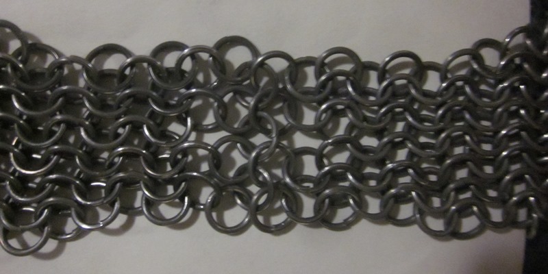 Seam connected to both straps